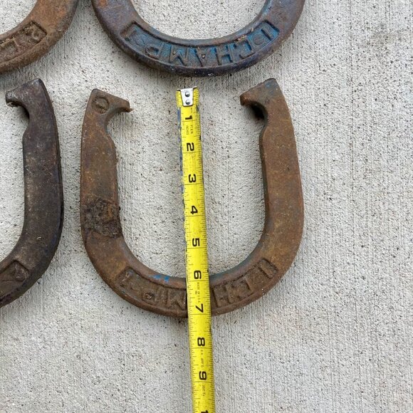 Lot 6 Vintage Horseshoes (4 are Champ Horseshoe Set) - Picture 4 of 10